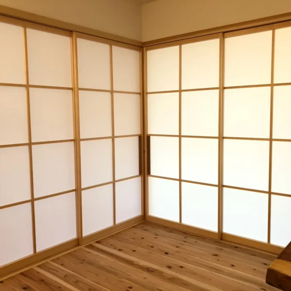 外壁から造作家具まで手がけた木の家の現場写真